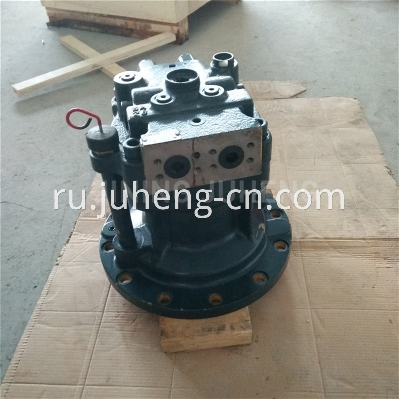 R210lc 7 Swing Motor 4